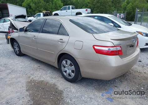 2009 Toyota Camry Le z USA, uszkodzony, nr VIN 4T1BE46K09U839190